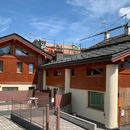 Casa Vacanze Anais Nus Extérieur photo