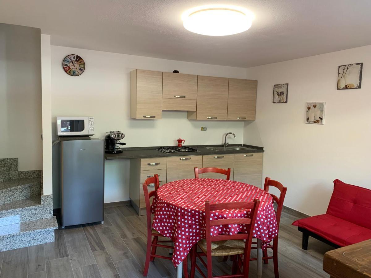 Casa Vacanze Anais Nus Extérieur photo